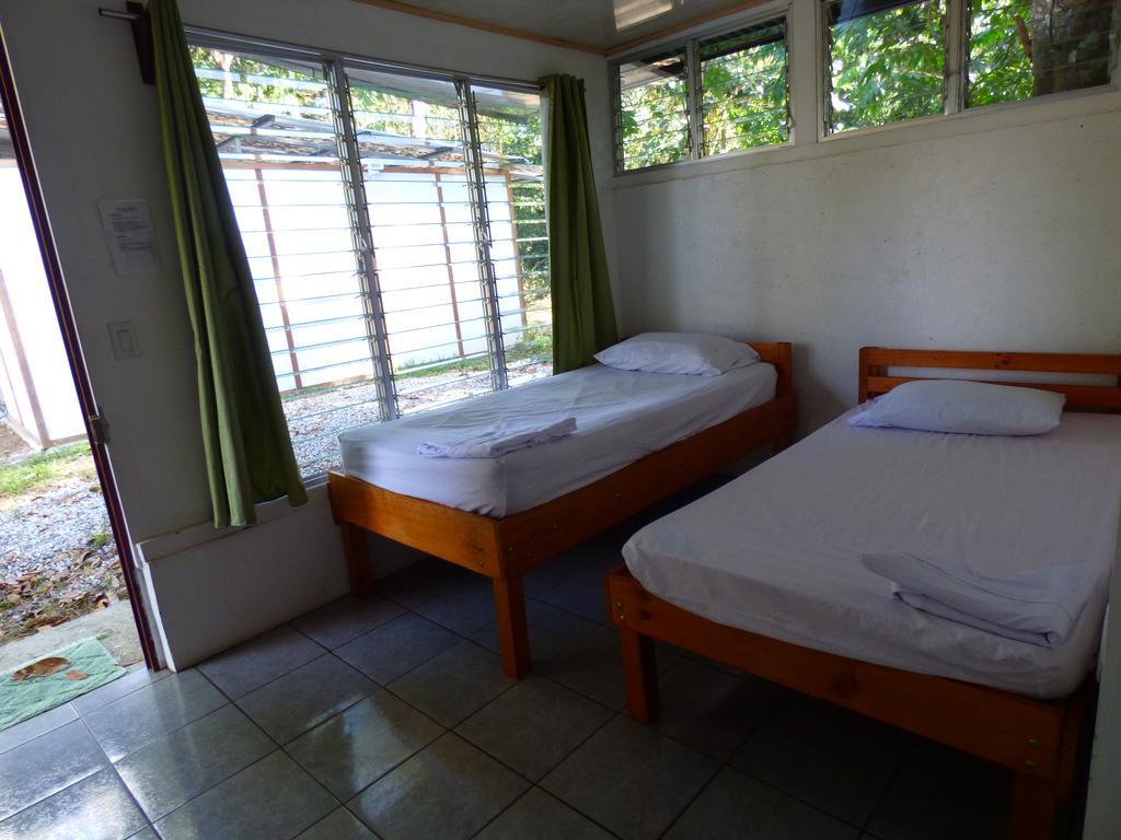 Corcovado Beach Lodge Puerto Jiménez エクステリア 写真
