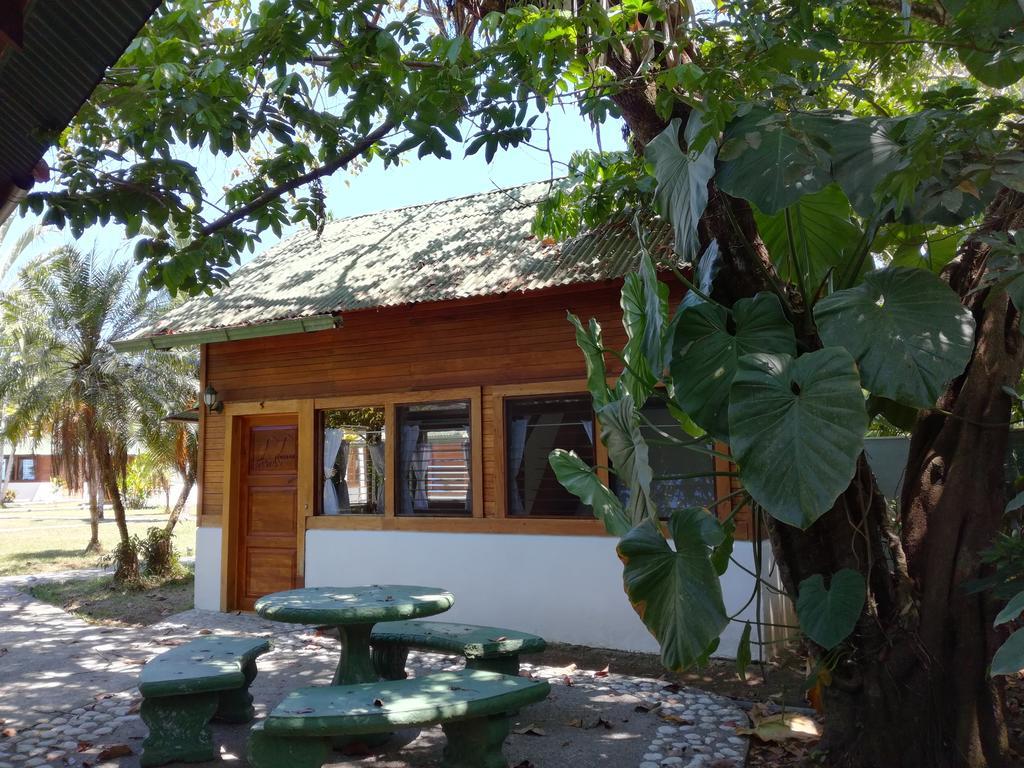 Corcovado Beach Lodge Puerto Jiménez エクステリア 写真